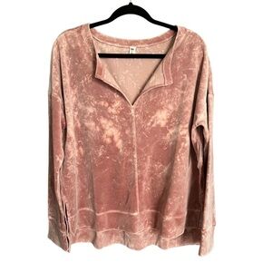 New cozy BP Nordstrom velour tie dye pink women’s v-neck shirt NWT size Medium